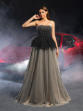 Gorgeous Strapless Rhinestone Embellished Bodice Contrast Tulle Hem Wedding Dress