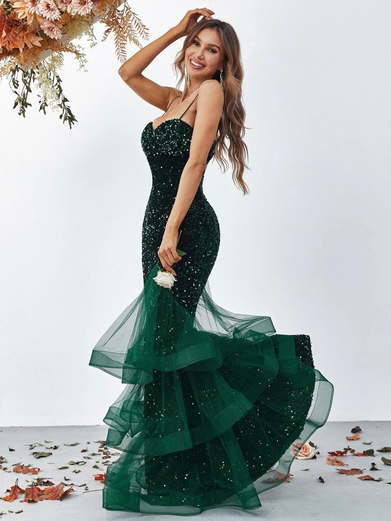 Spaghetti Strap Back Cut Out Sequin Mermaid Dress - Elonnashop