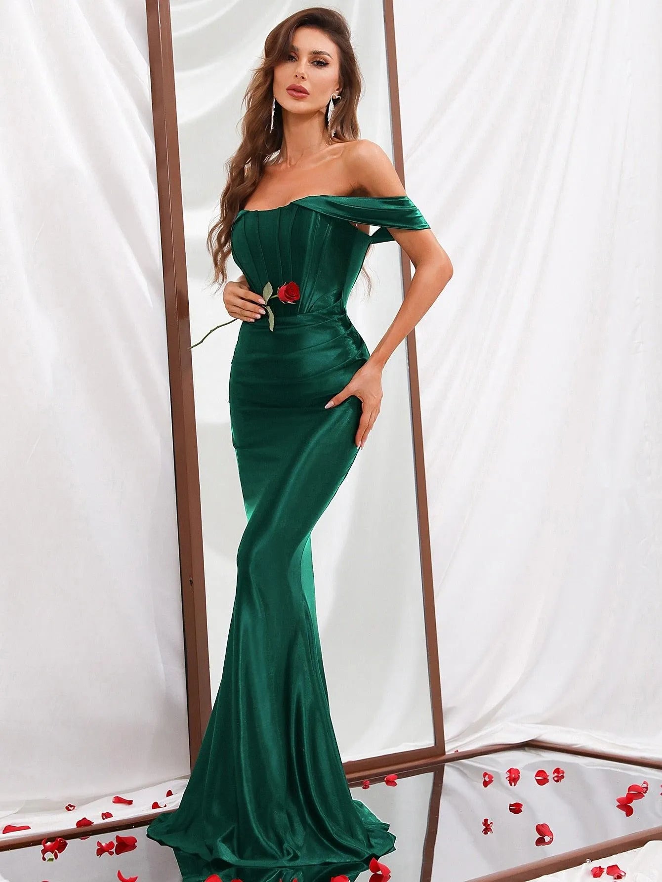 Off Shoulder Mermaid Hem Satin Prom Dress - Elonnashop