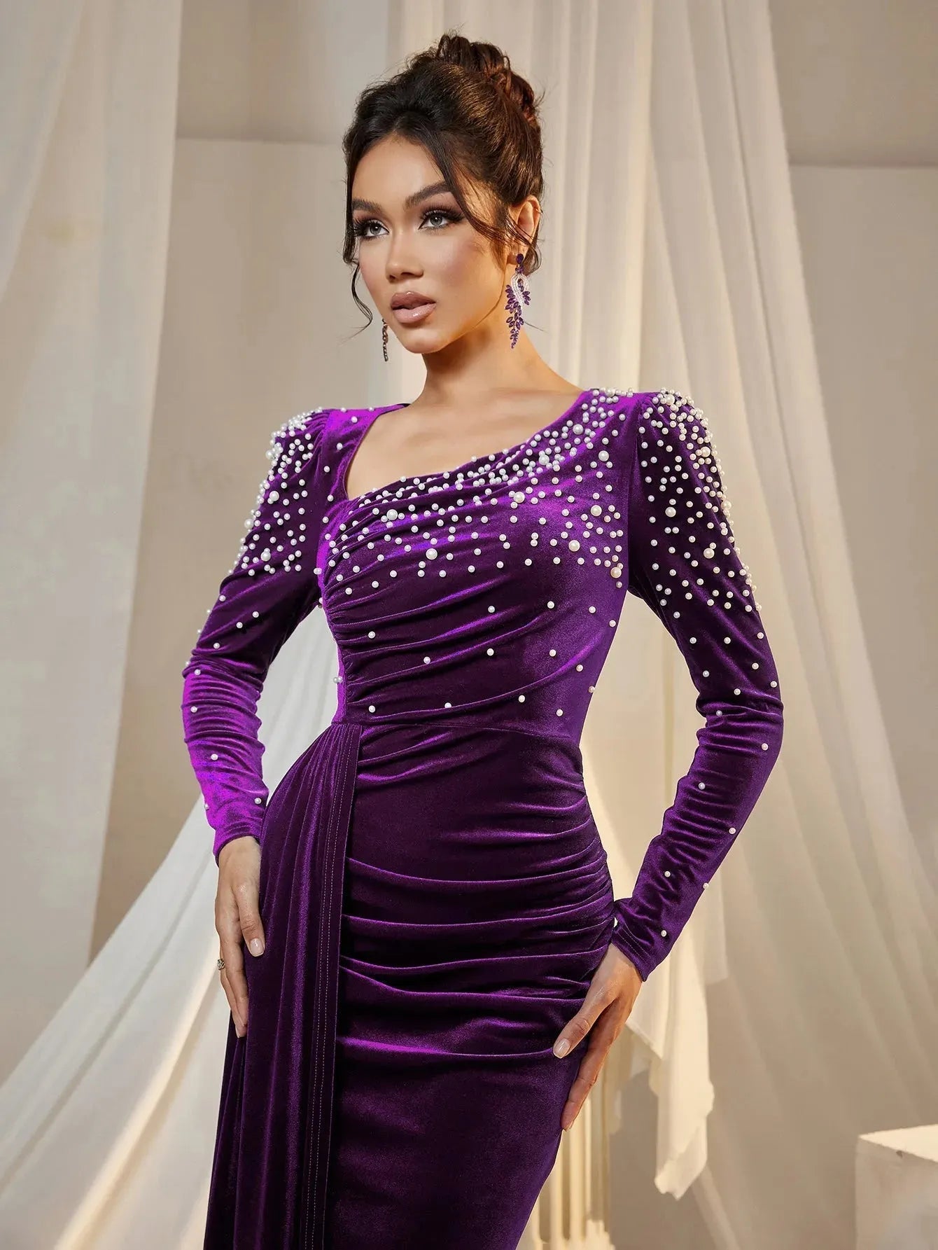 Elegant Pearl Embellished Diagonal Neck Mermaid Hem Velvet Evening Dress