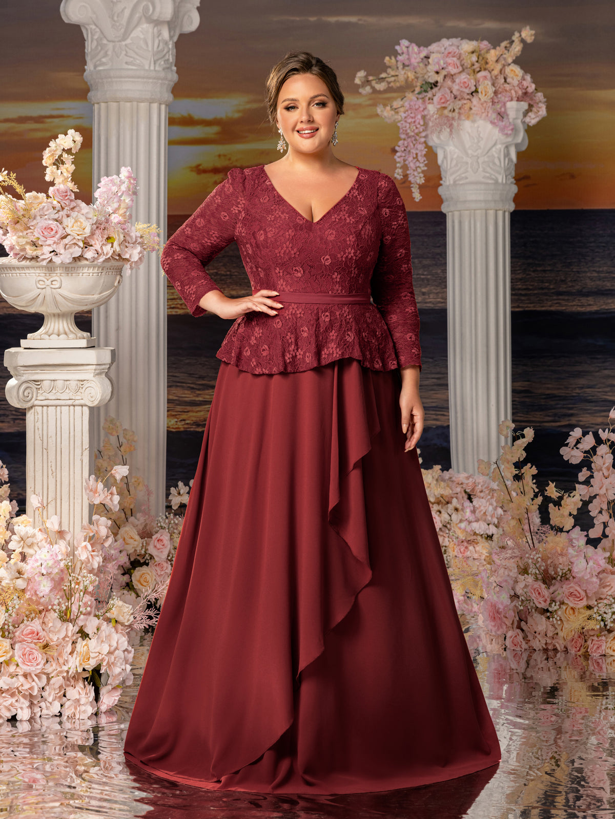 Plus Womens' Elegant Mother-of-the-Bride Gown: Lace V-Neck with Chiffon Skirt & Three-Quarter Sleeves – Elegant Formal Dress for Beach Weddings