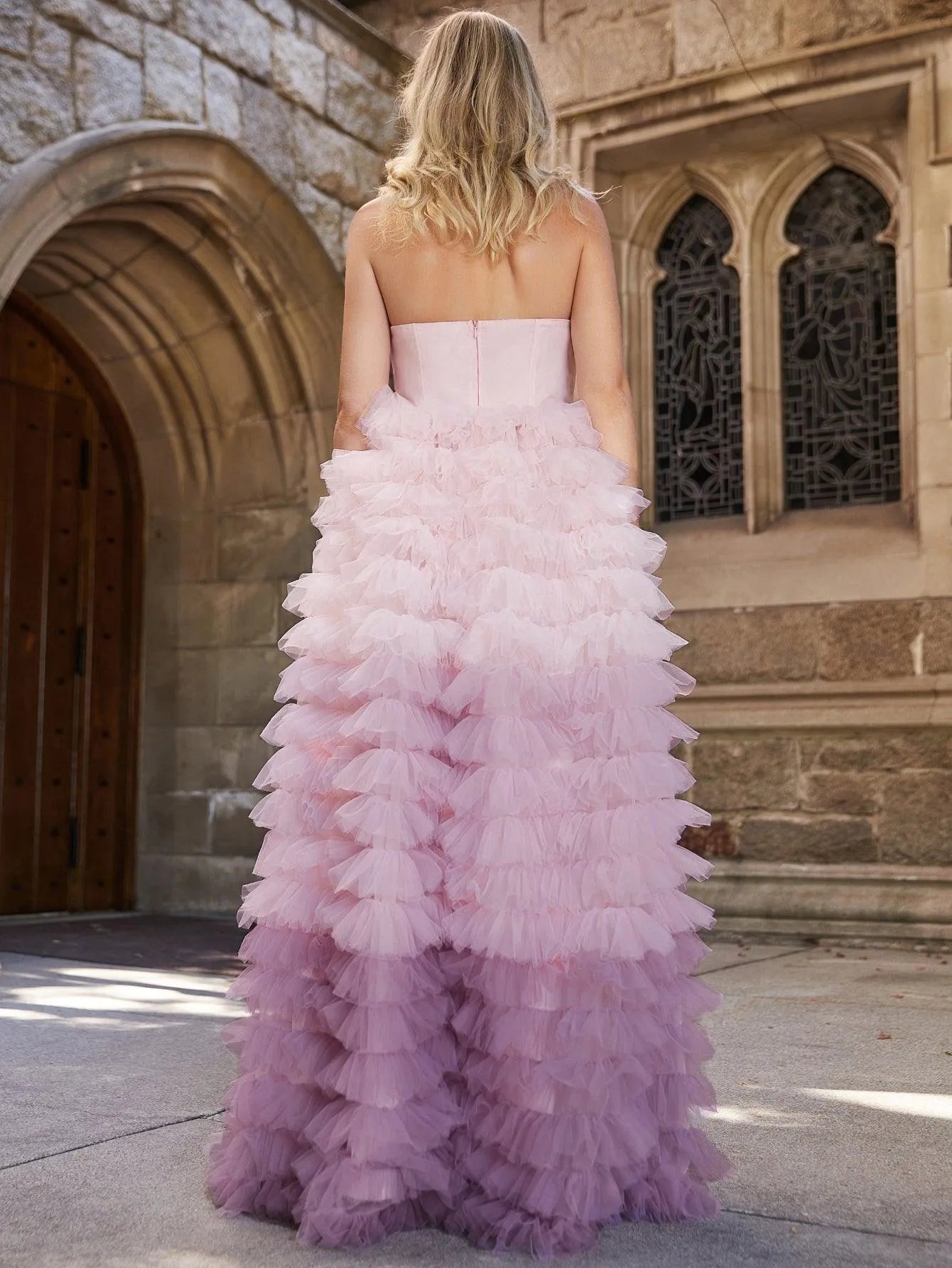 Ruched Bustier Ombre Layered Mesh Hem Wedding Dress - Elonnashop