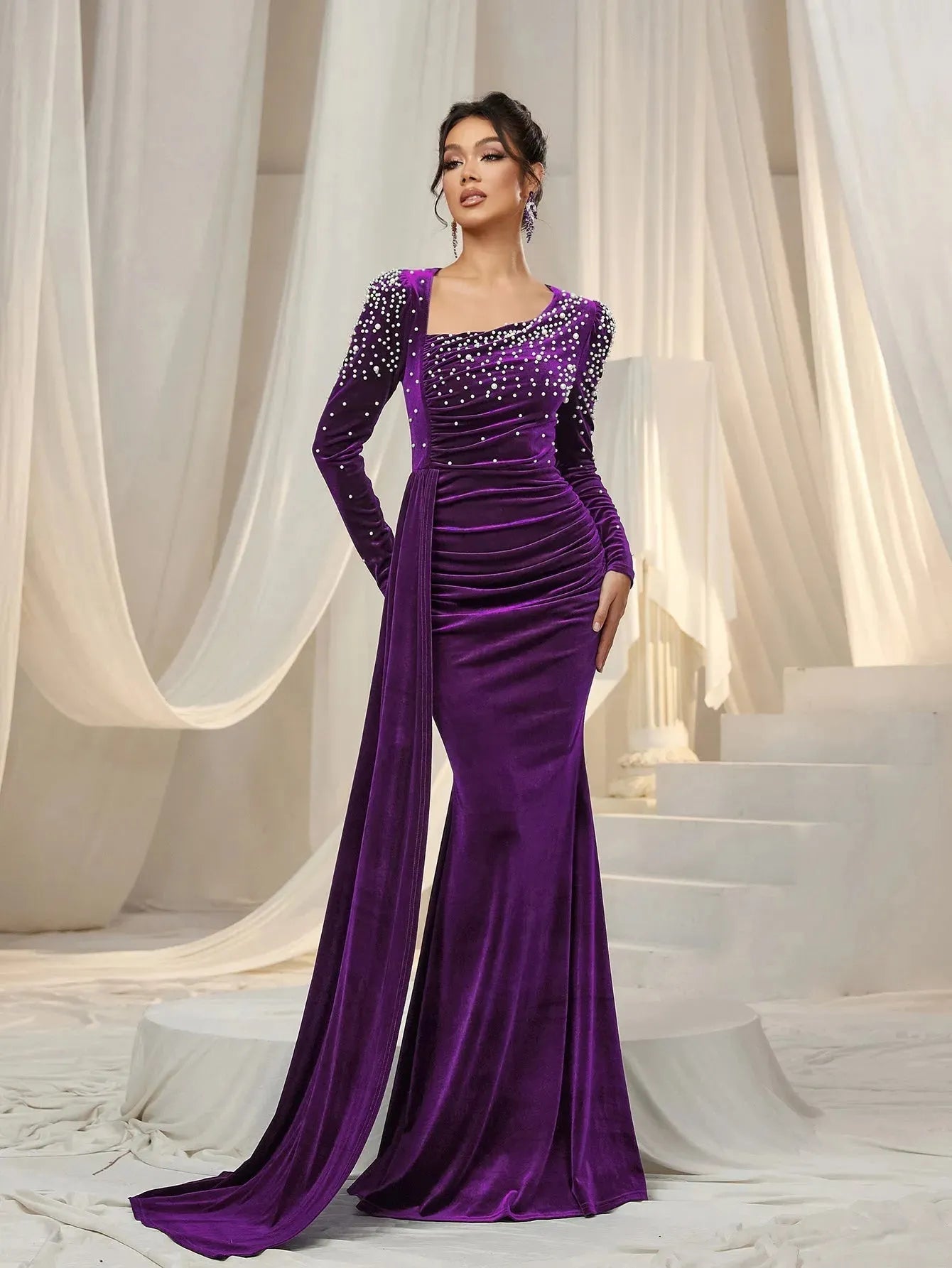 Elegant Pearl Embellished Diagonal Neck Mermaid Hem Velvet Evening Dress