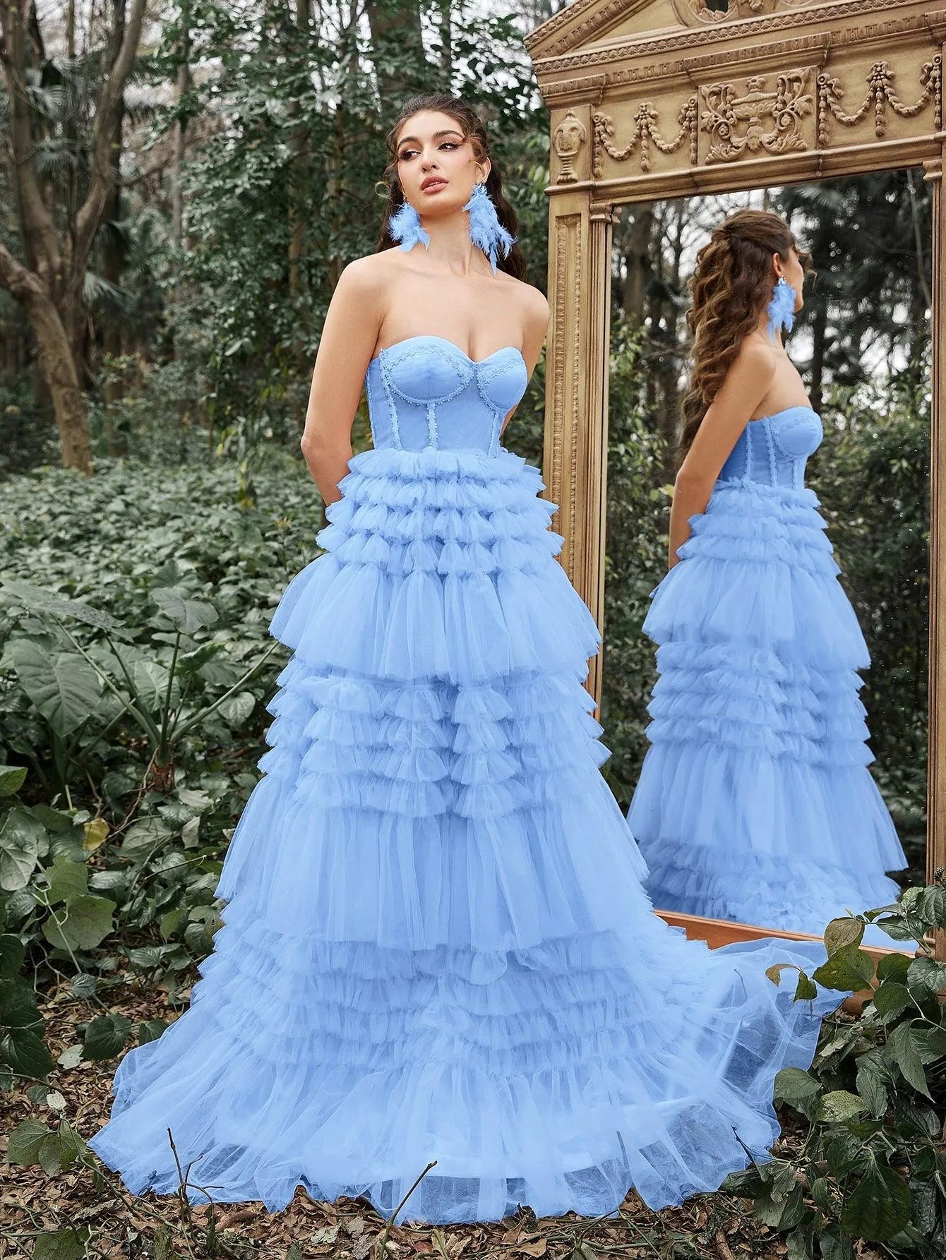 Gorgeous Strapless Cascading Ruffles Hem Tulle Prom Dress